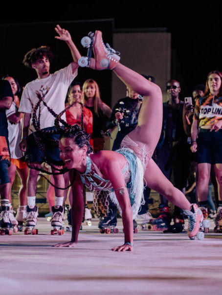 Show de Roller Dance Make Me Roll 1